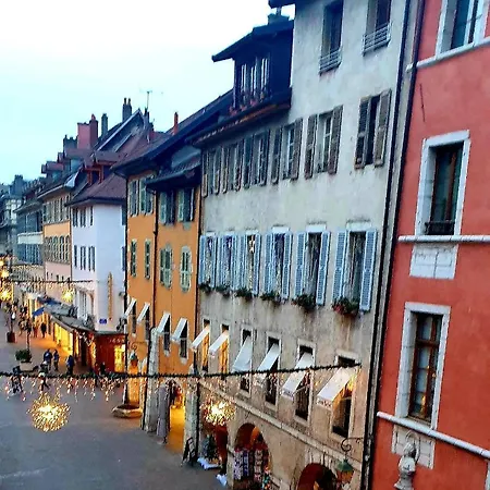 Apartment Le Royal A 500m Du Rue Du Paquier Annecy